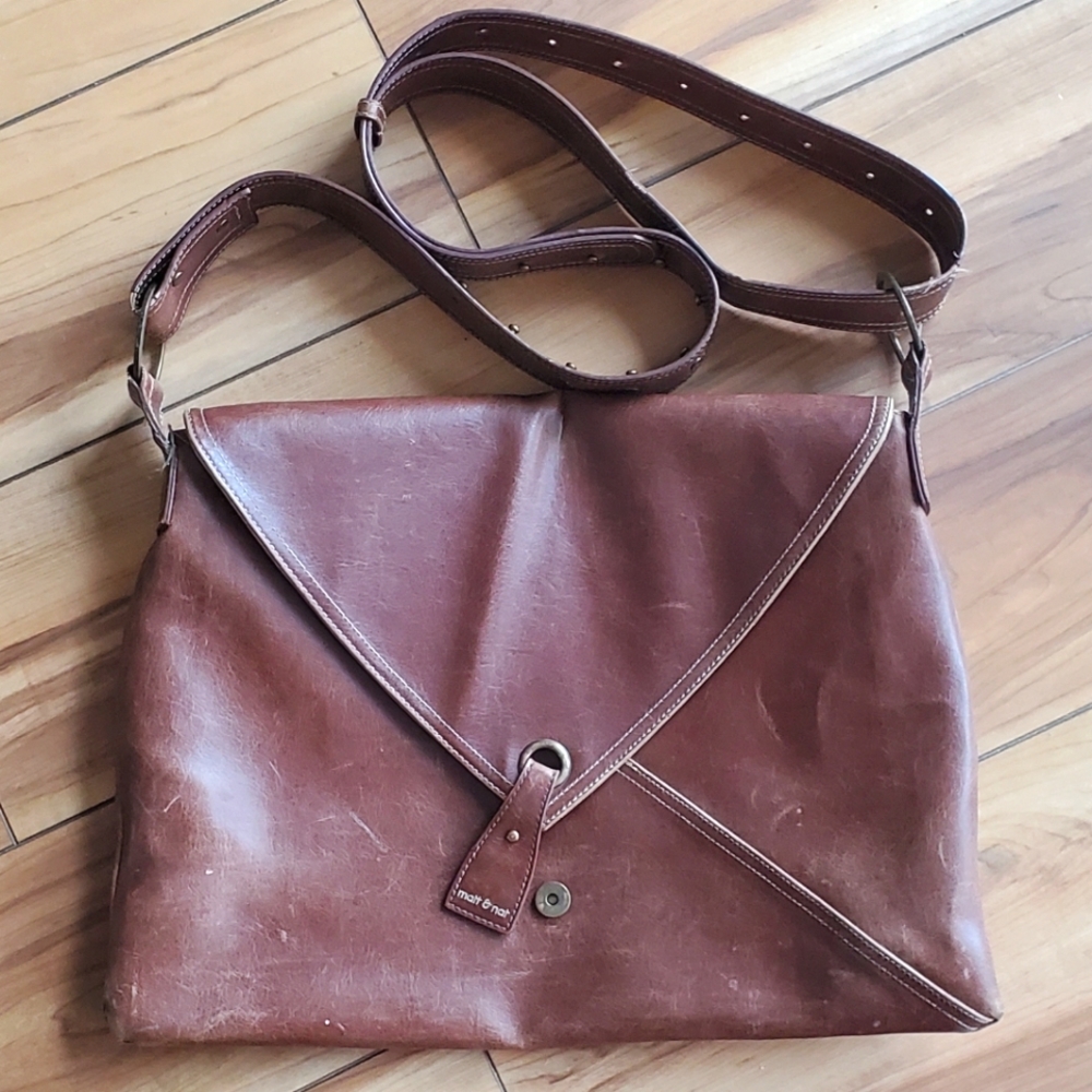 Vintage Vegan! Matt & Nat Envelope Messenger Bag